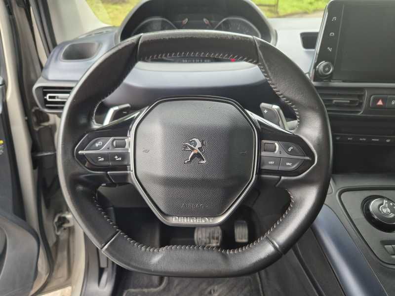 Peugeot Rifter | 8