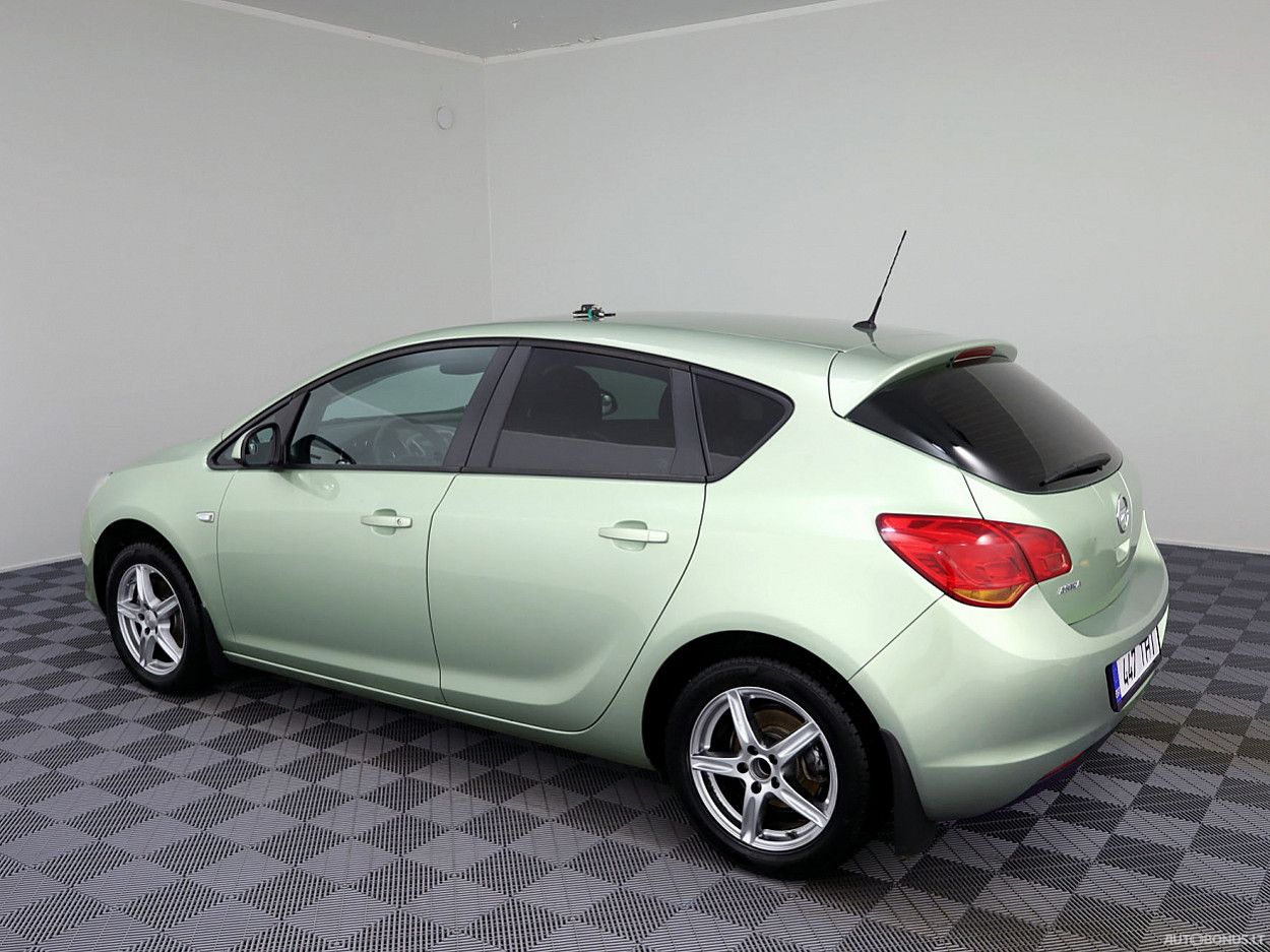 Opel Astra | 3