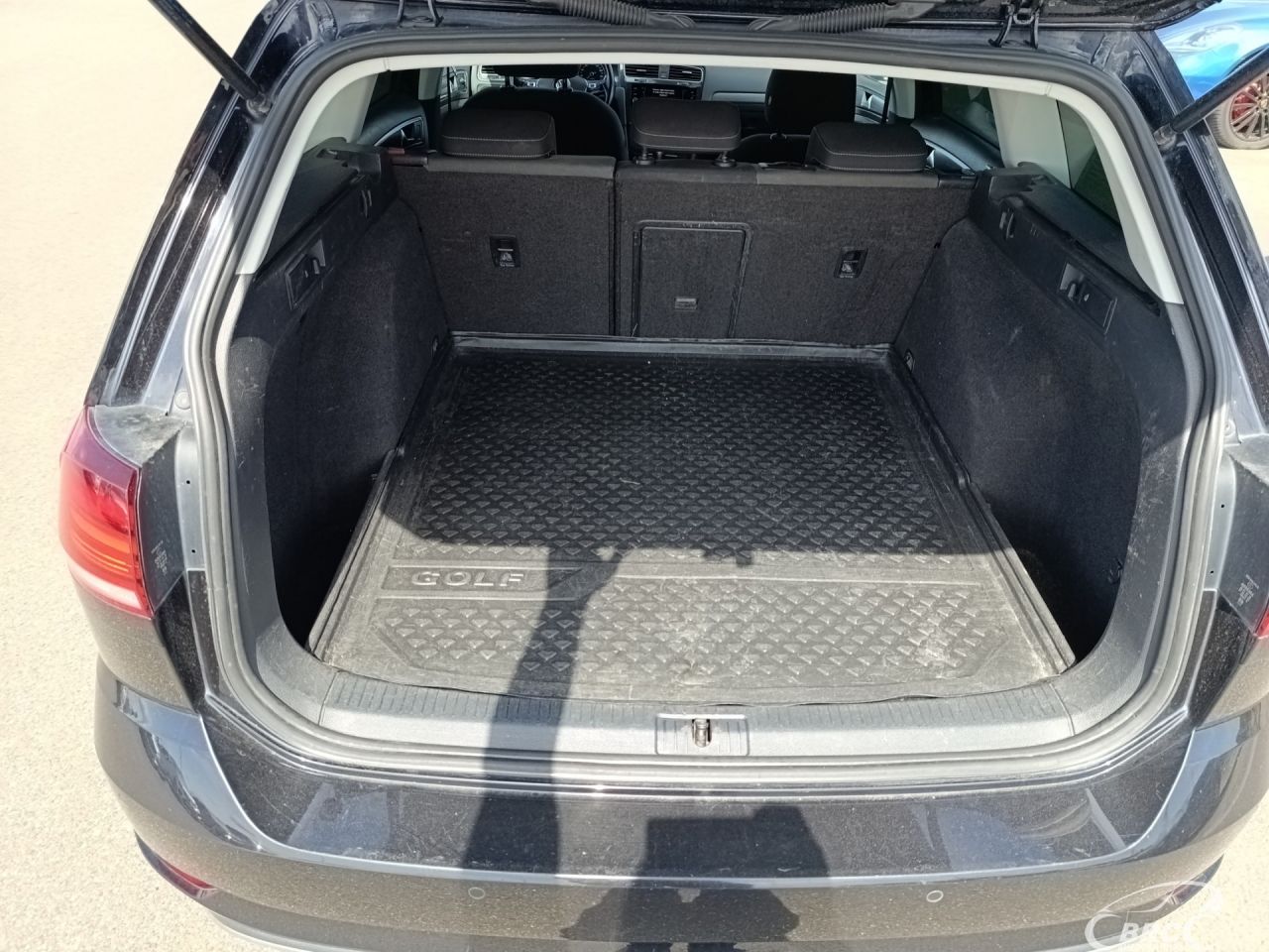 Volkswagen Golf | 11