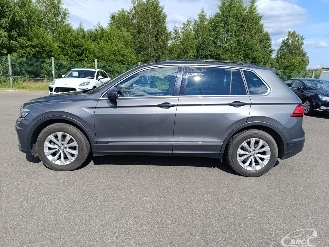 Volkswagen Tiguan, 2.0 l., Внедорожник