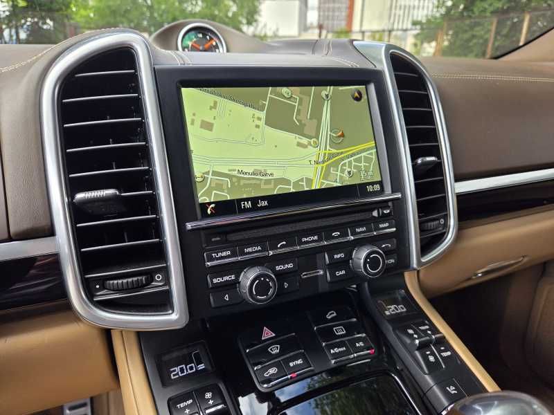 Porsche Cayenne | 11
