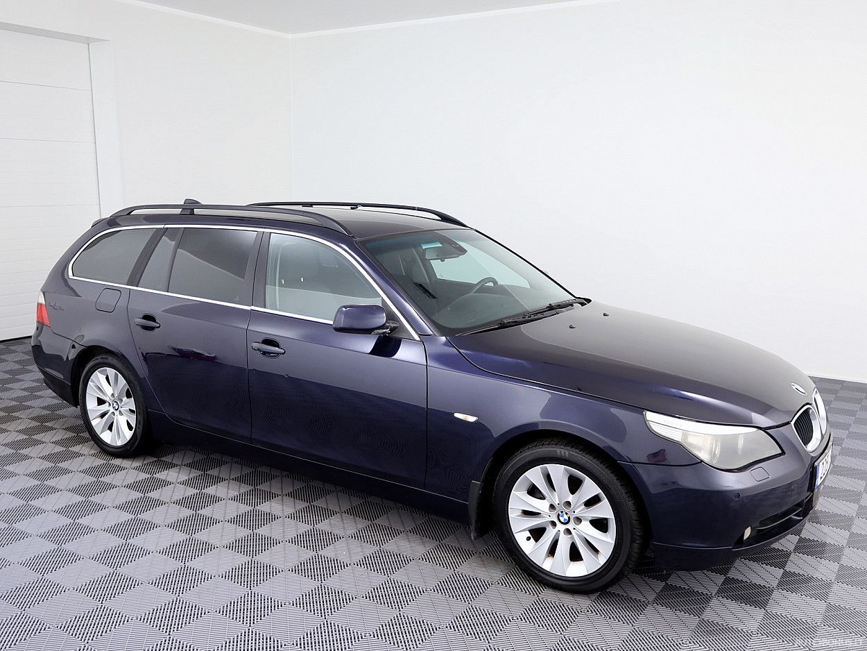 BMW 525, 2.5 l., Универсал