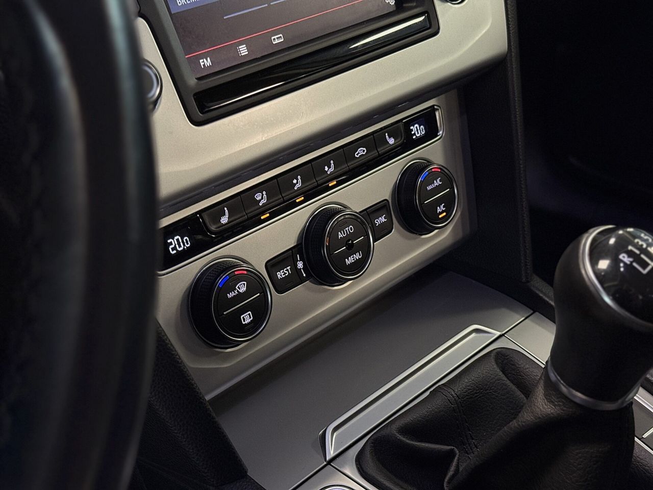 Volkswagen Passat | 18