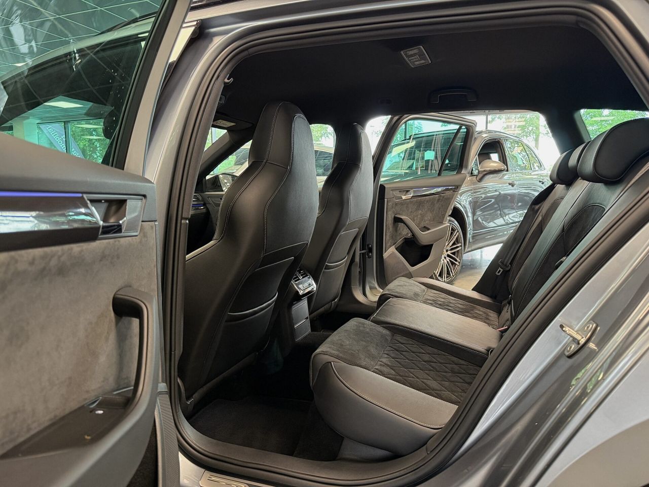 Skoda Superb | 14