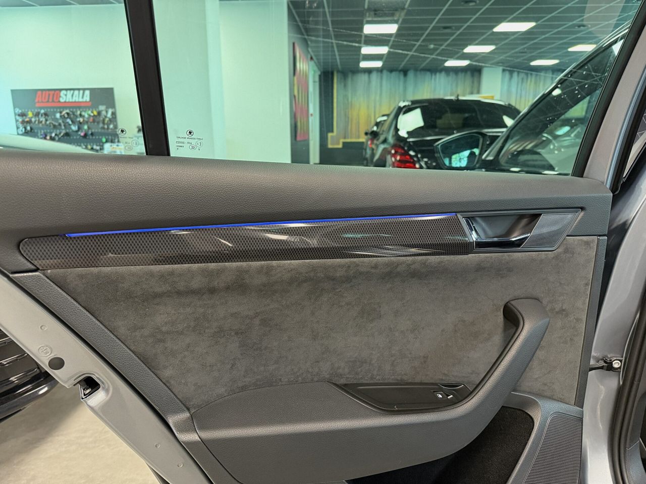 Skoda Superb | 12