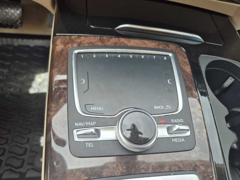 Audi Q7 | 15