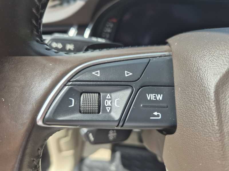 Audi Q7 | 10