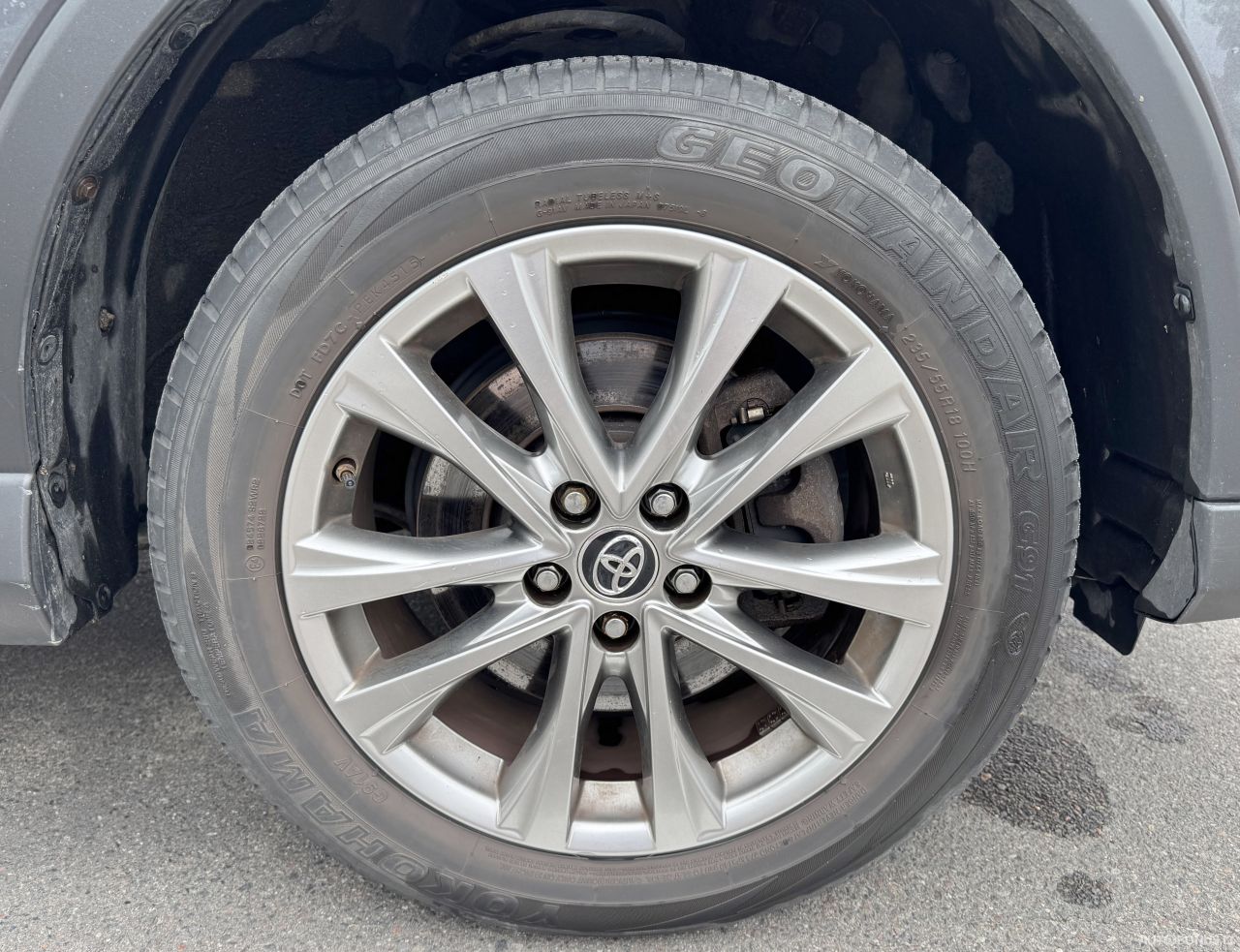 Toyota RAV4 | 18