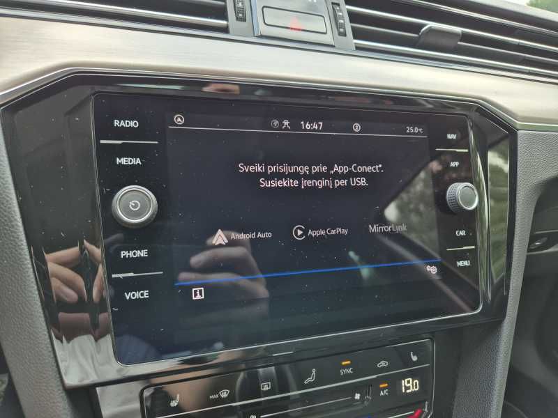 Volkswagen Passat | 13