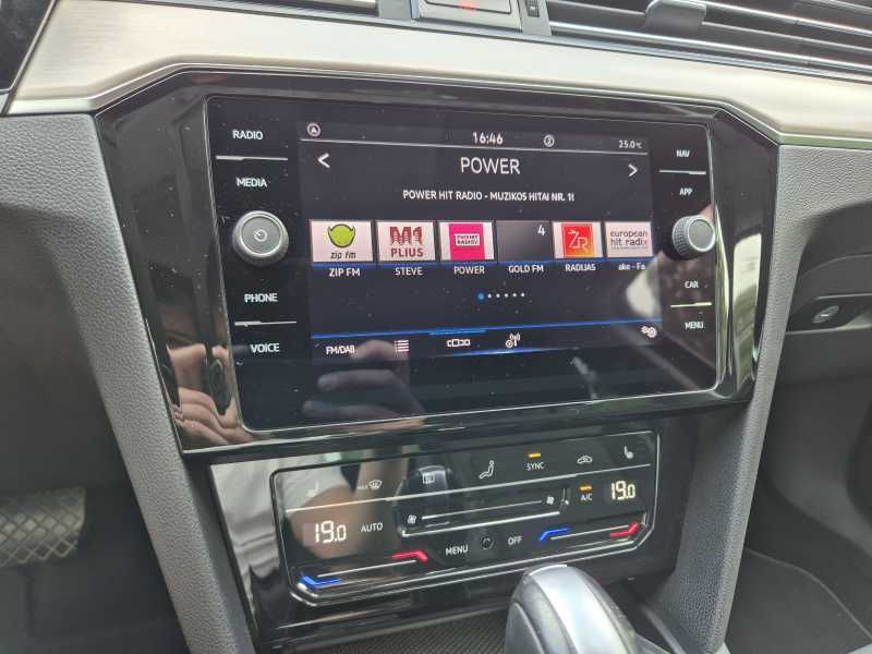 Volkswagen Passat | 12