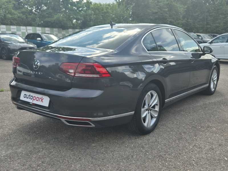 Volkswagen Passat | 3