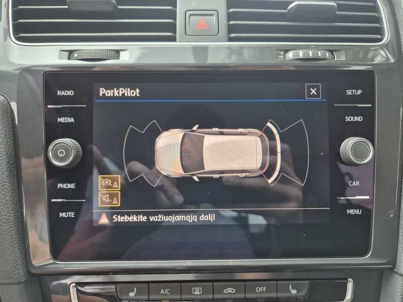 Volkswagen Golf | 13