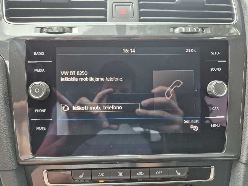 Volkswagen Golf | 12