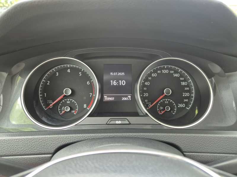 Volkswagen Golf | 17