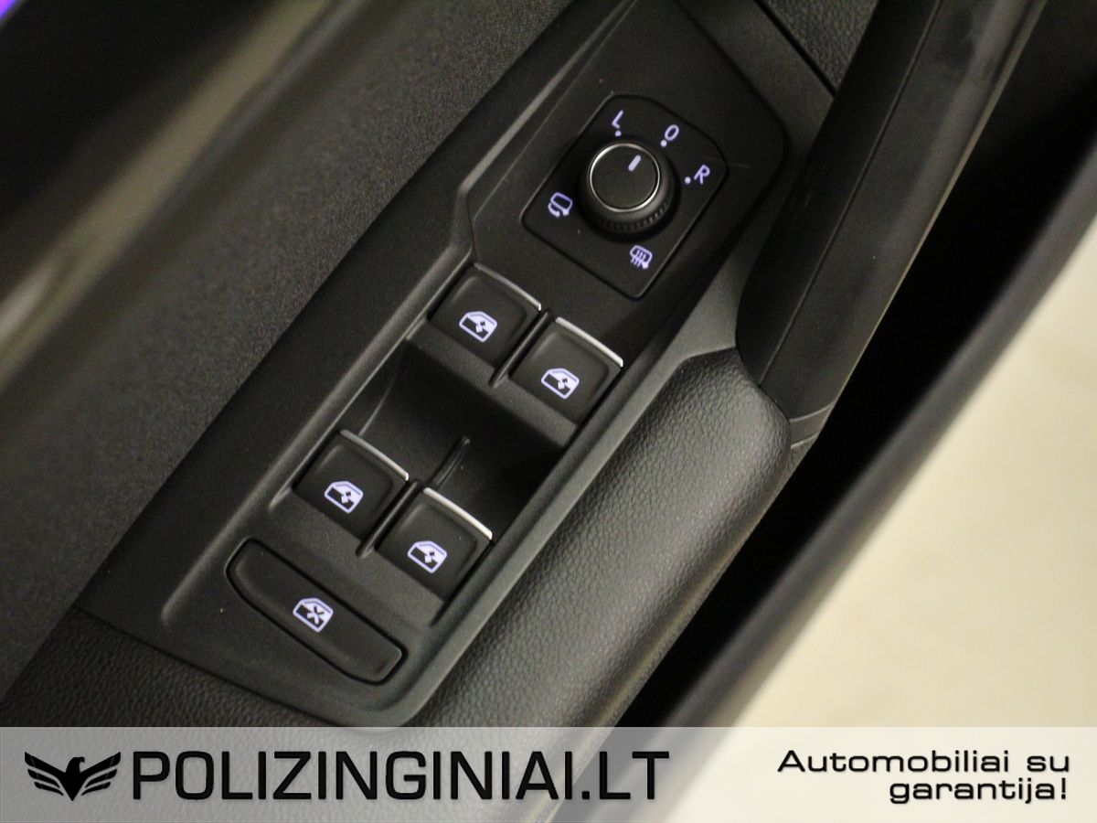 Volkswagen Tiguan | 12
