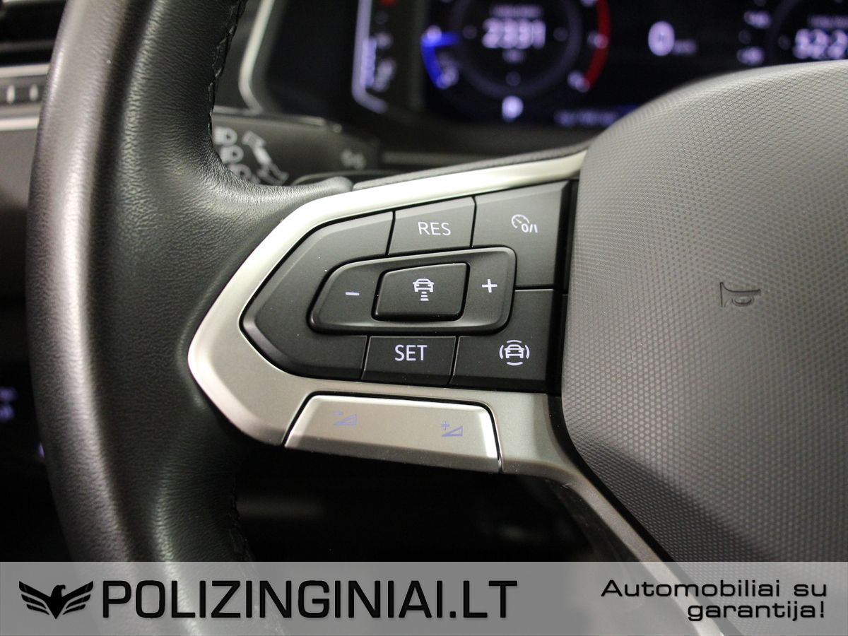Volkswagen Tiguan | 14
