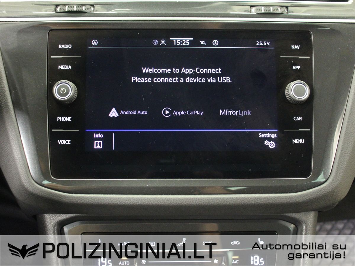 Volkswagen Tiguan | 18