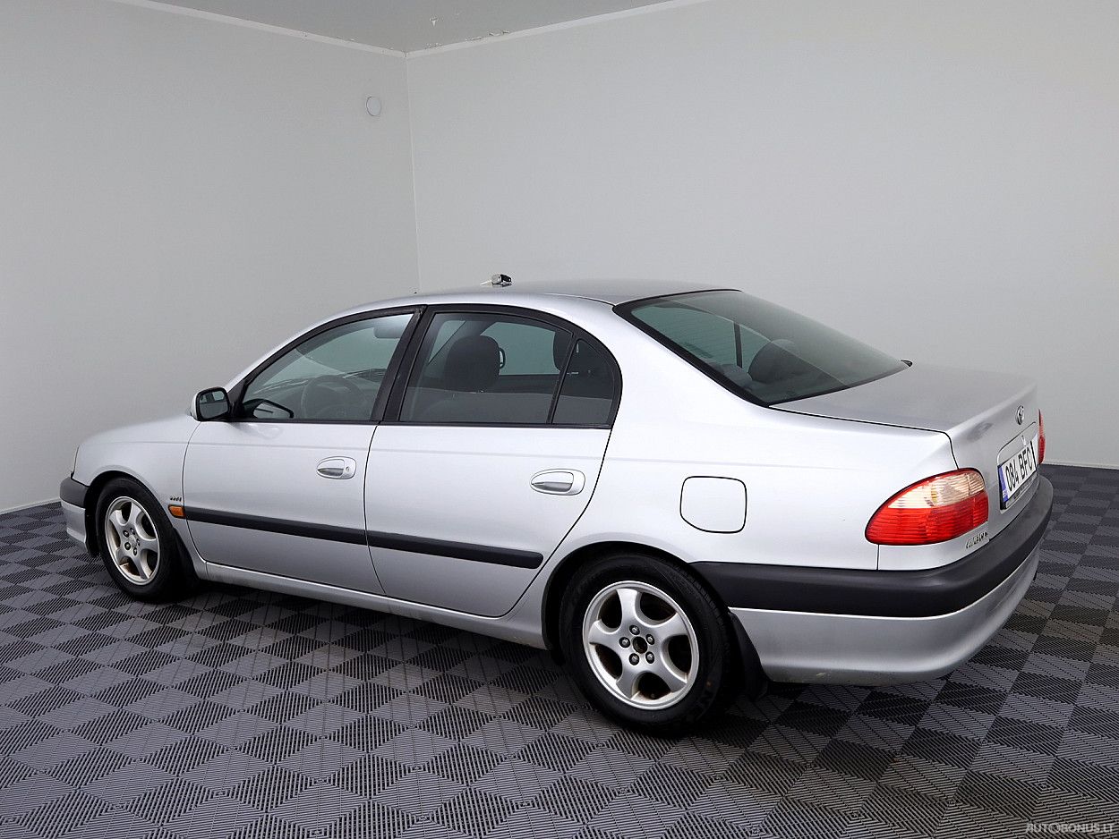 Toyota Avensis | 3