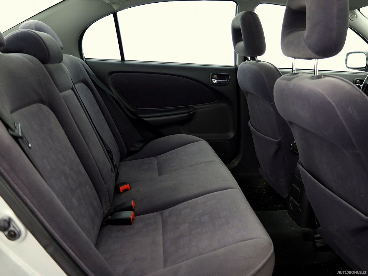 Toyota Avensis | 6