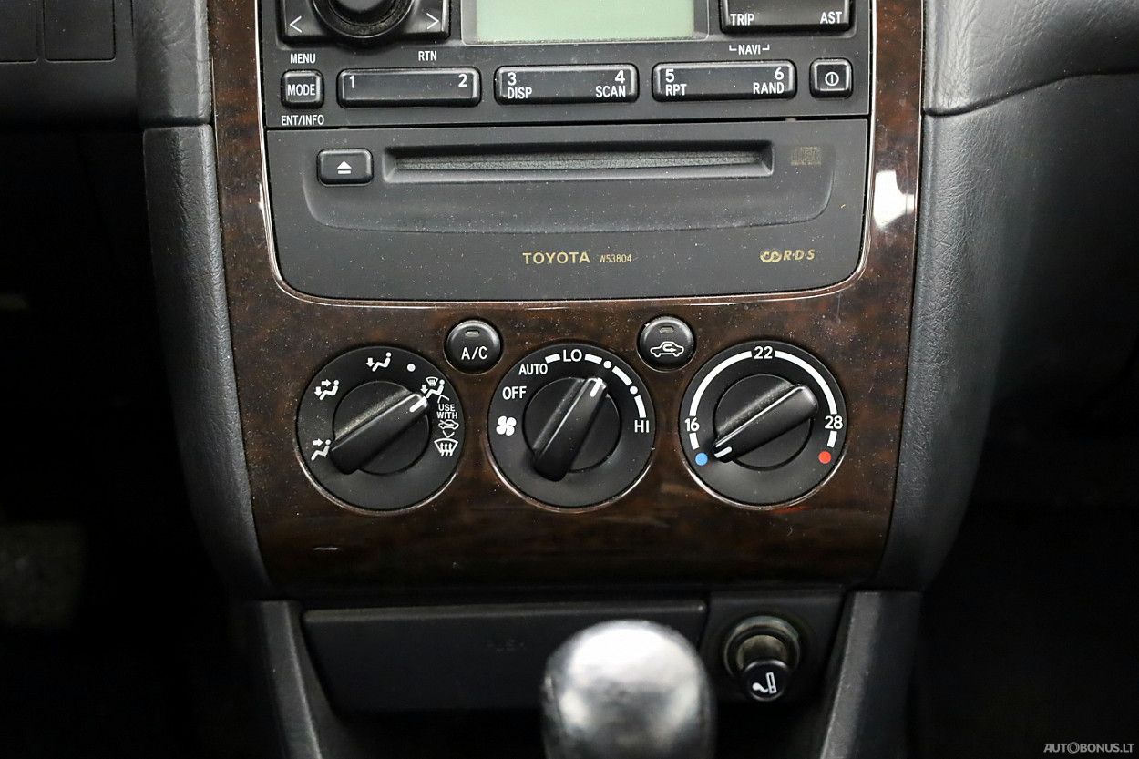 Toyota Avensis | 7