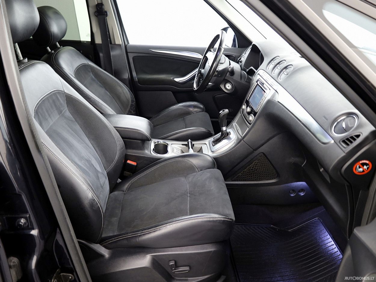 Ford S-MAX | 5