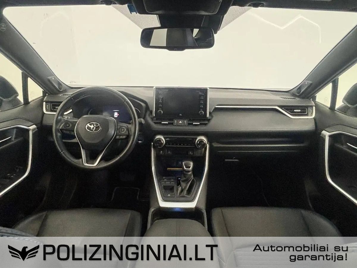 Toyota RAV4 | 7