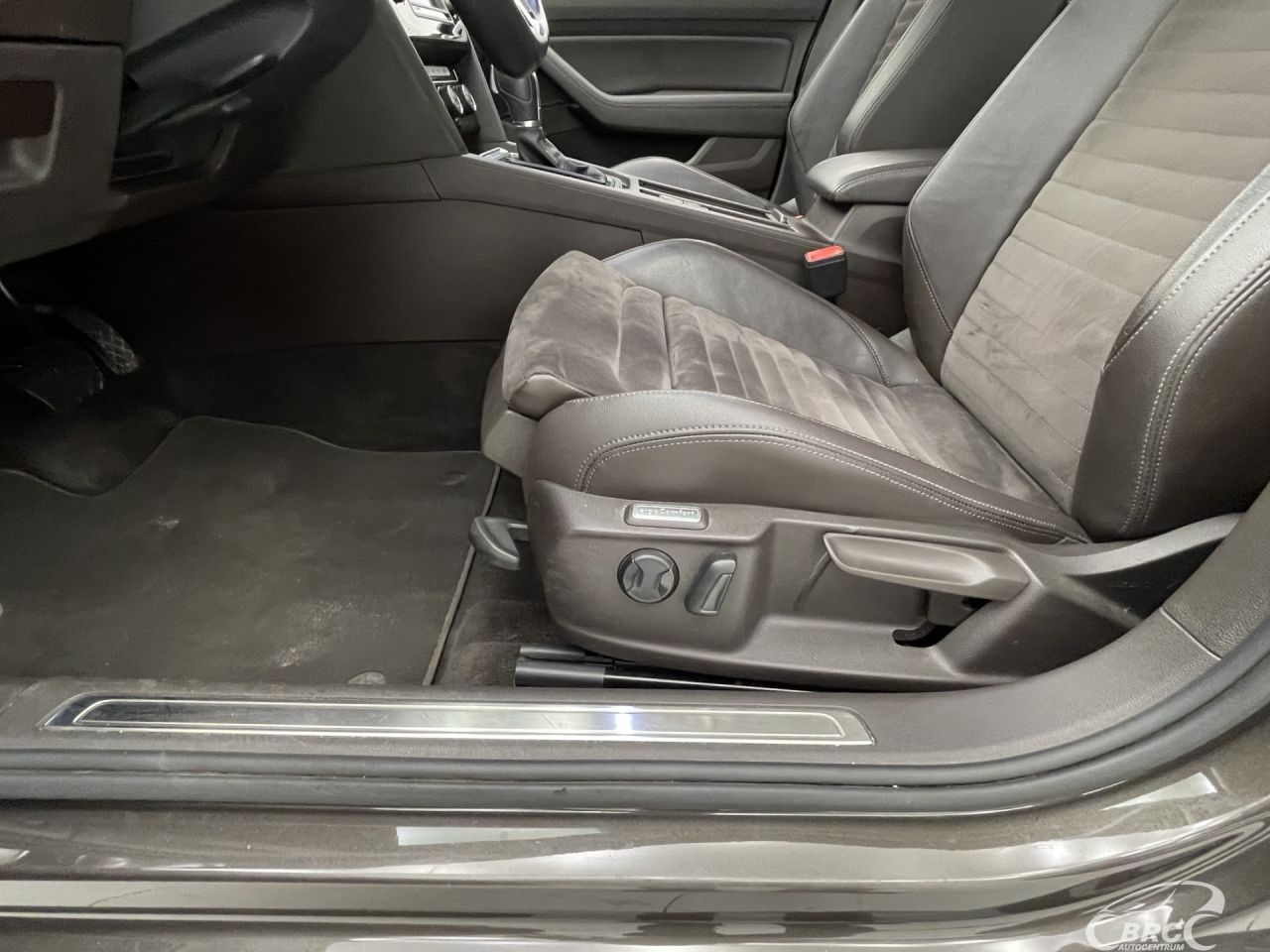 Volkswagen Passat | 17