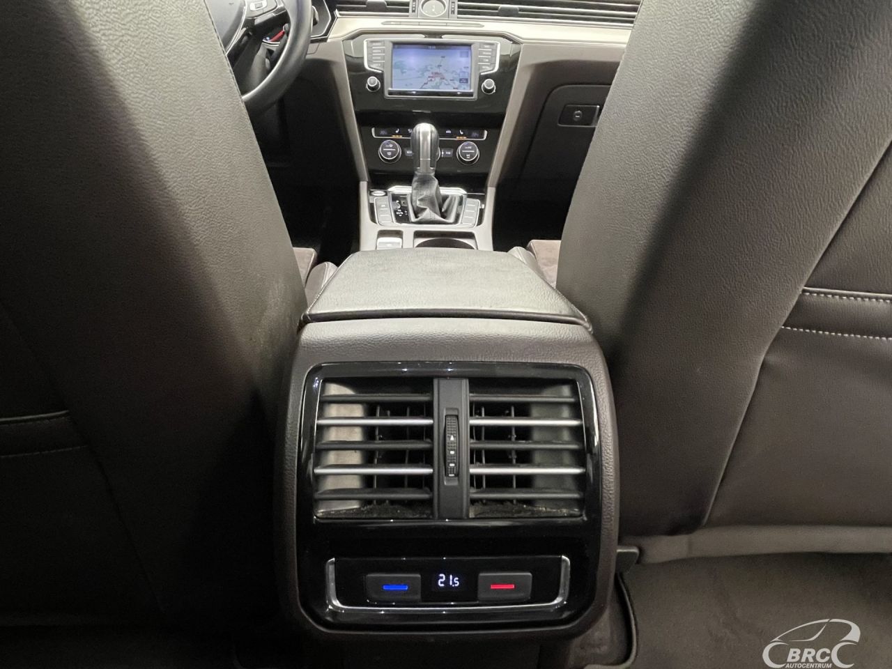 Volkswagen Passat | 10