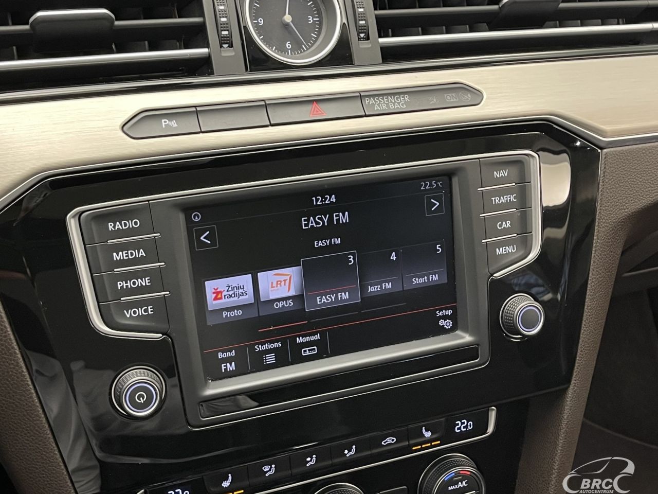 Volkswagen Passat | 28