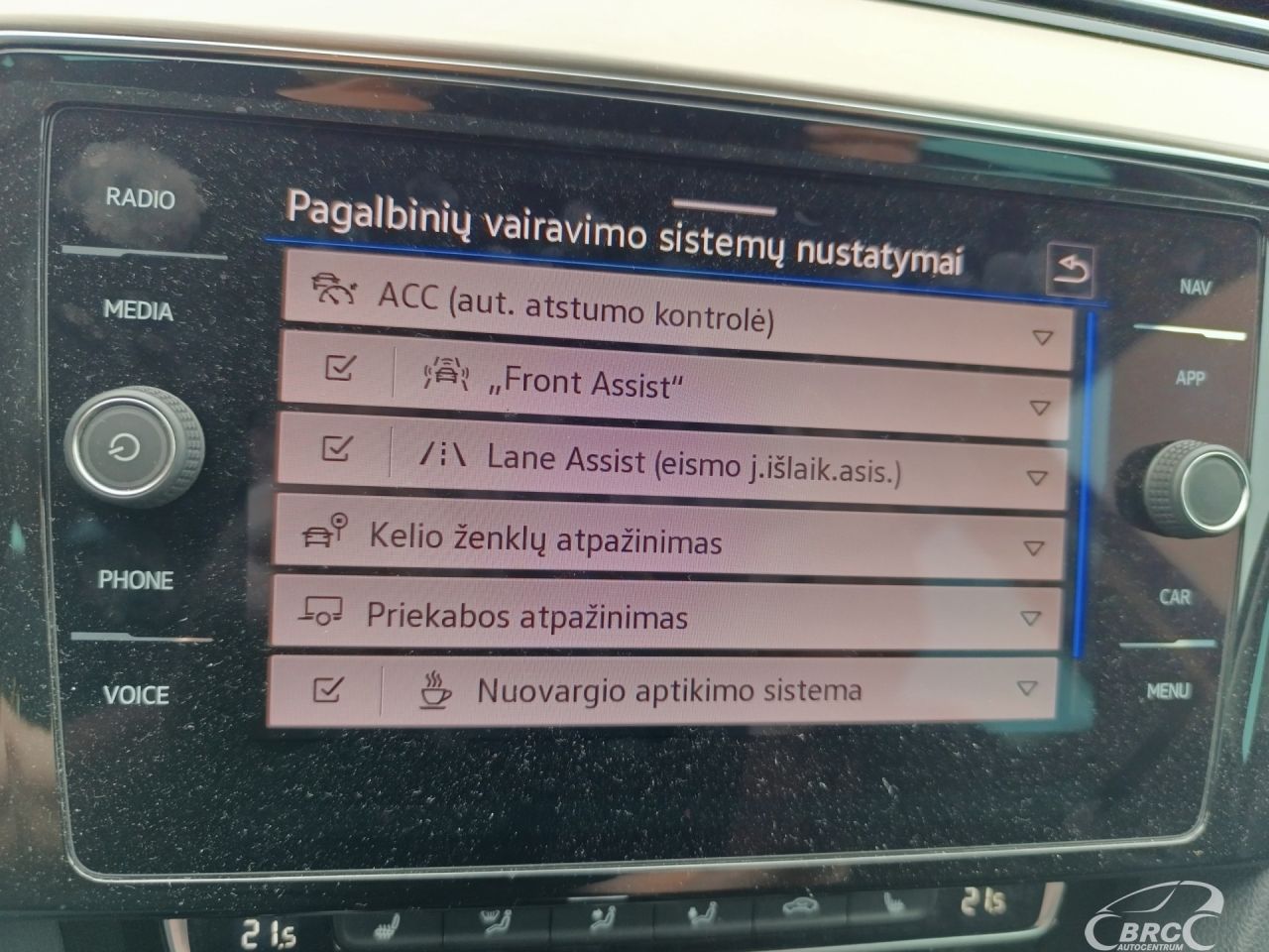 Volkswagen Passat | 19