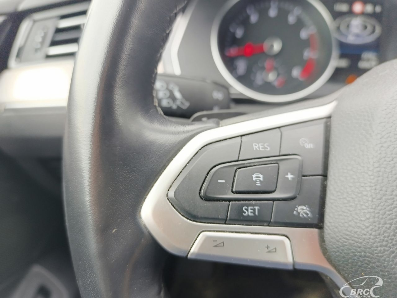 Volkswagen Passat | 14