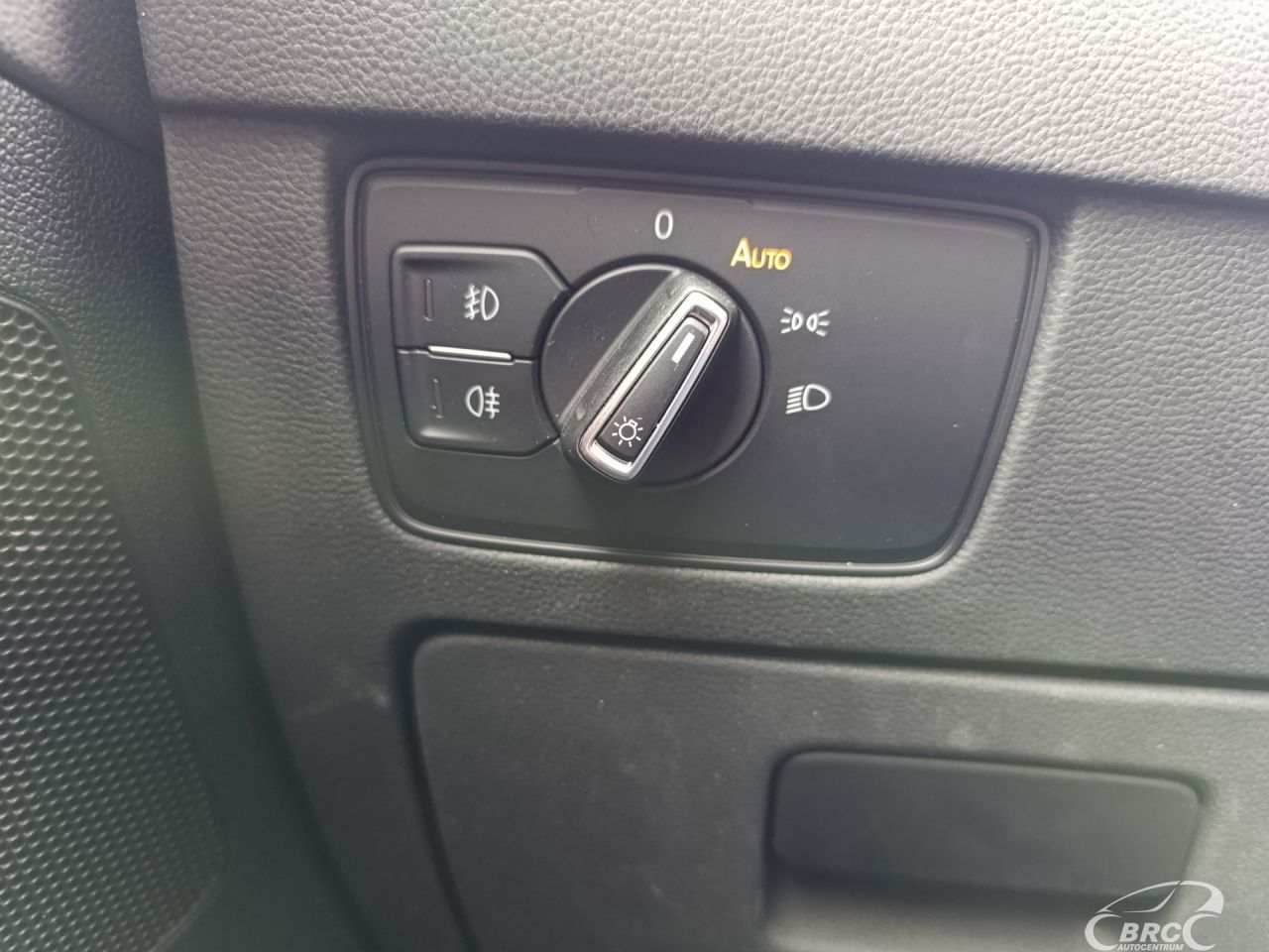 Volkswagen Passat | 11