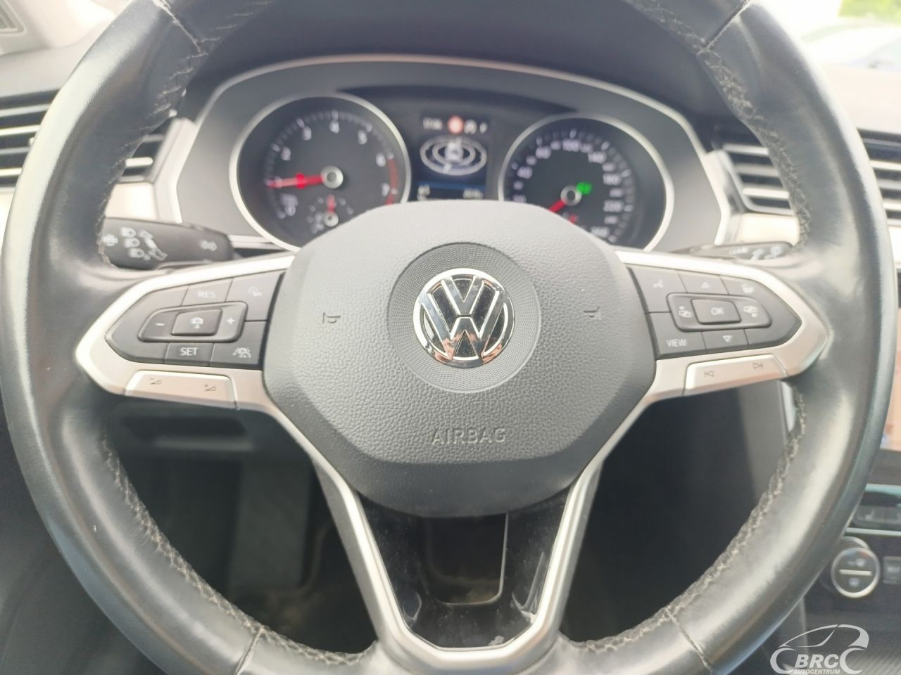 Volkswagen Passat | 13