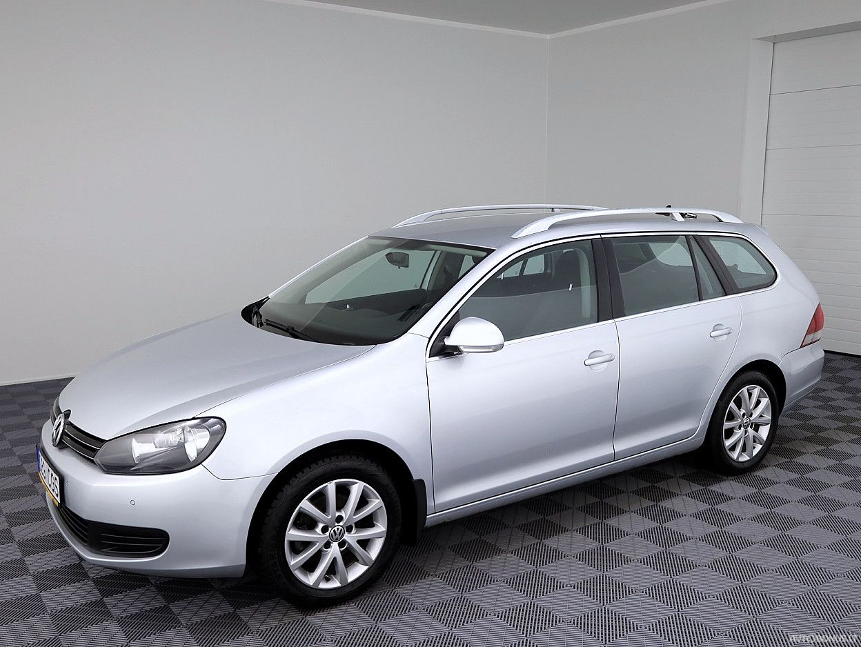 Volkswagen Golf | 1
