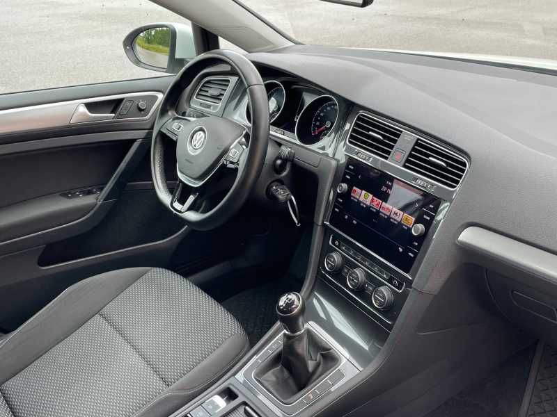 Volkswagen Golf | 6