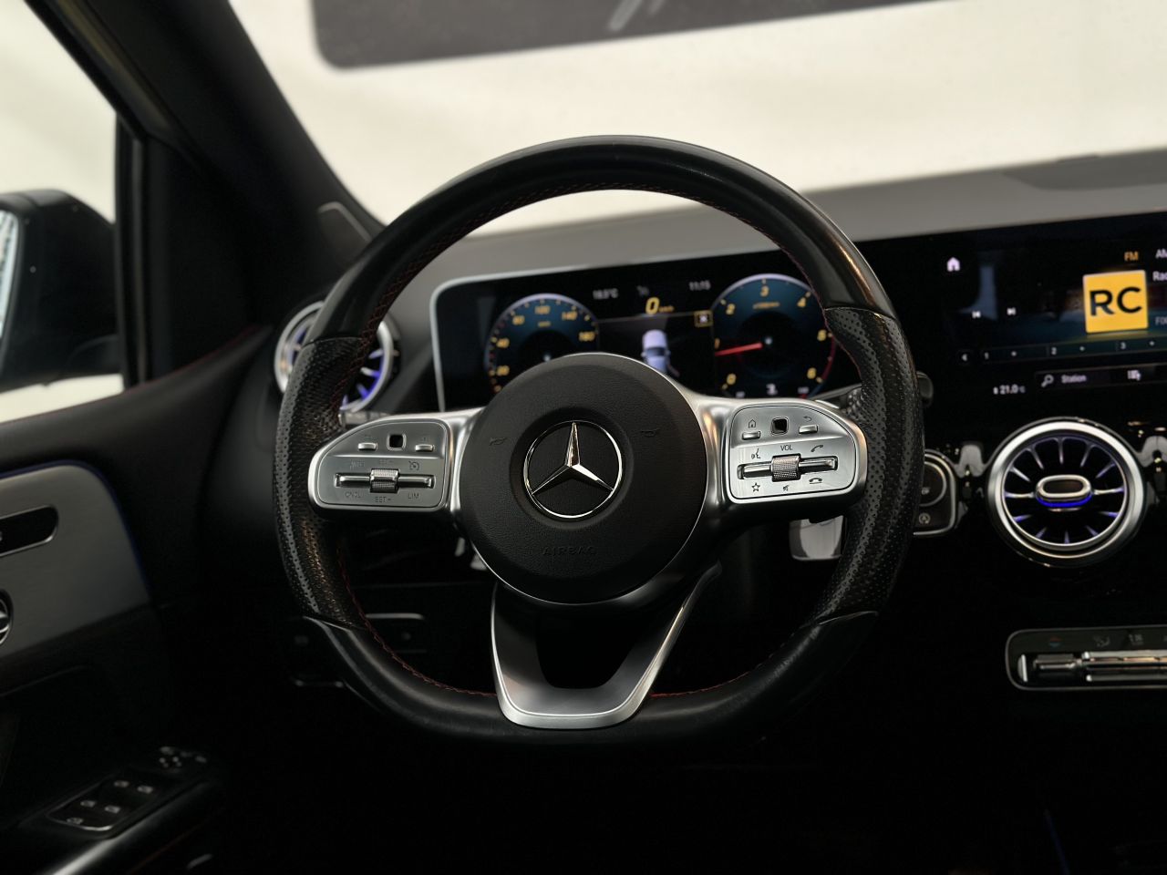 Mercedes-Benz B200 | 16