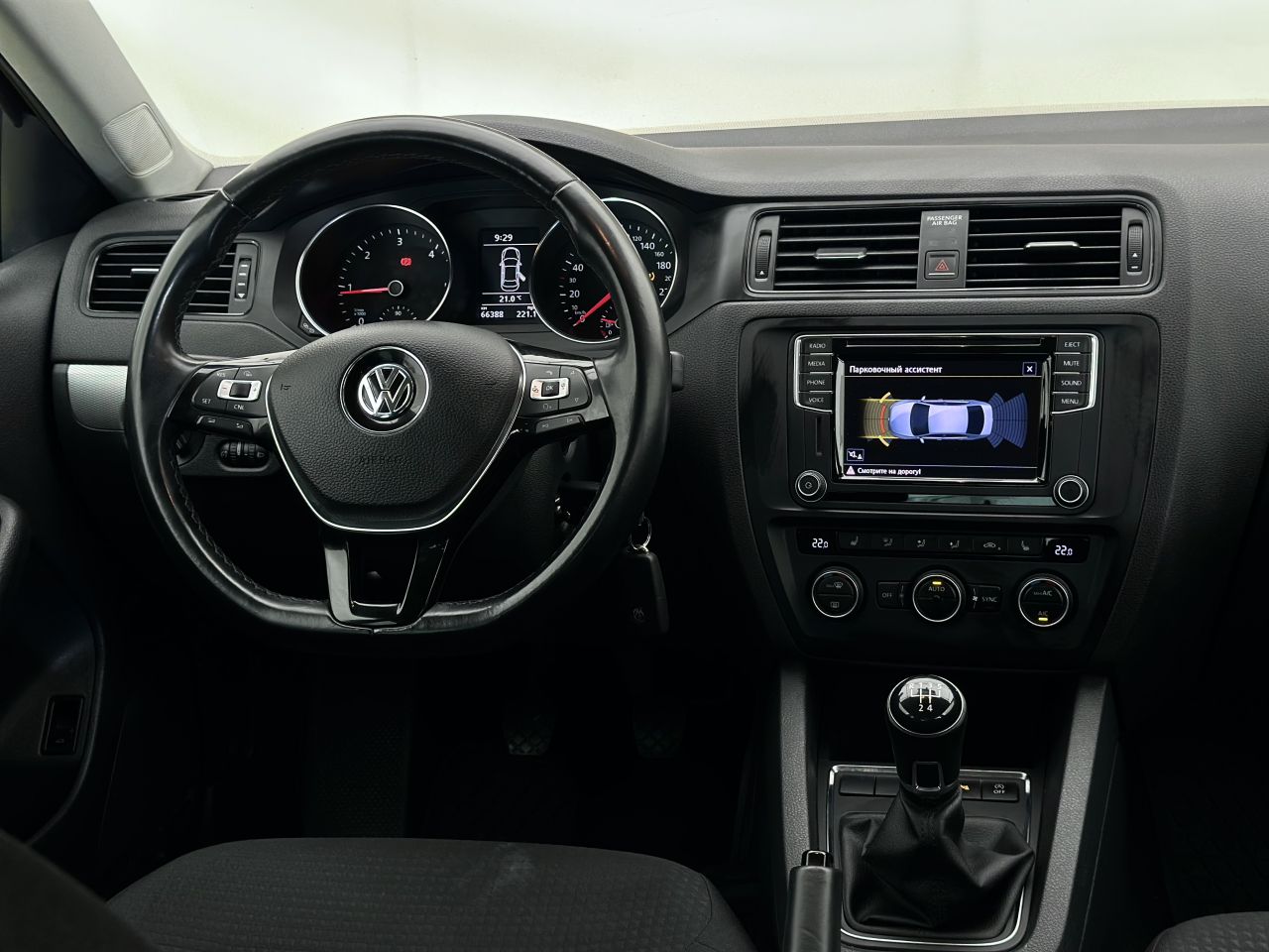 Volkswagen Jetta | 13