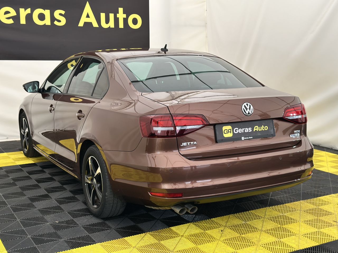 Volkswagen Jetta | 5