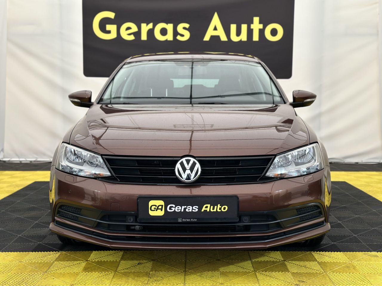 Volkswagen Jetta | 1