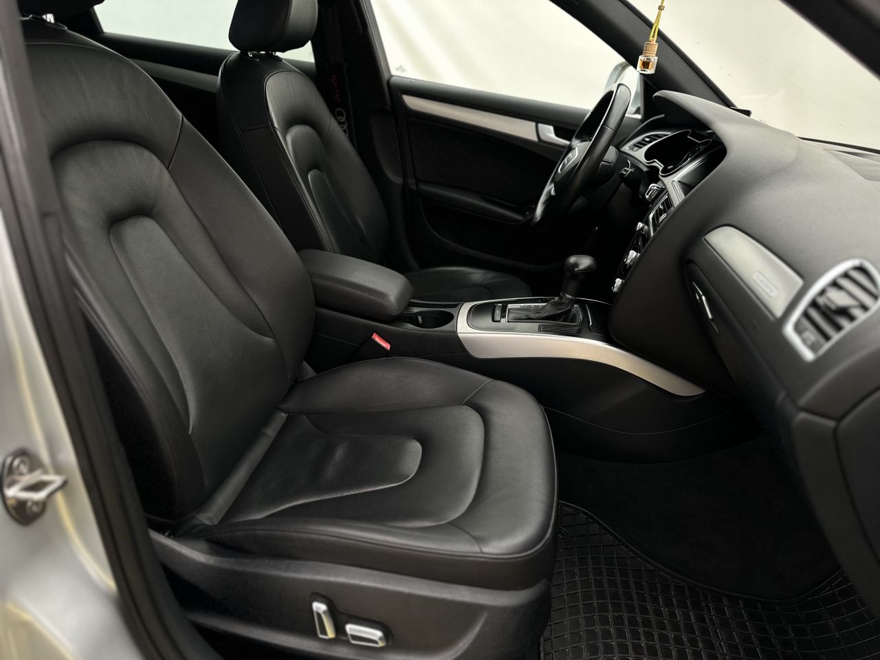 Audi A4 | 11