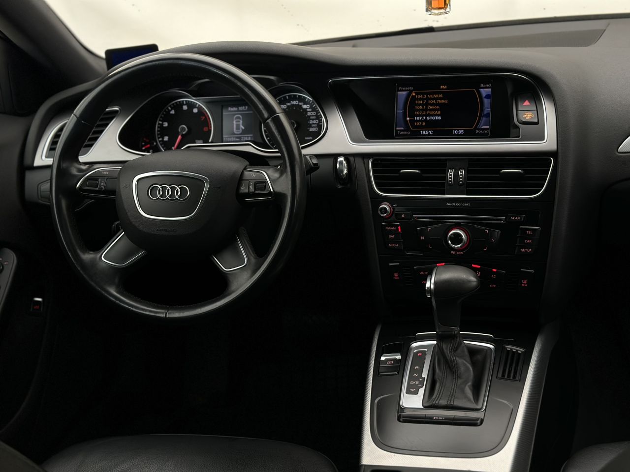 Audi A4 | 13
