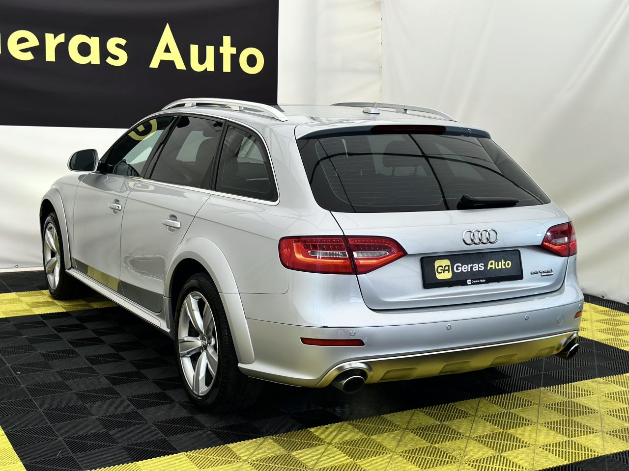 Audi A4 | 5