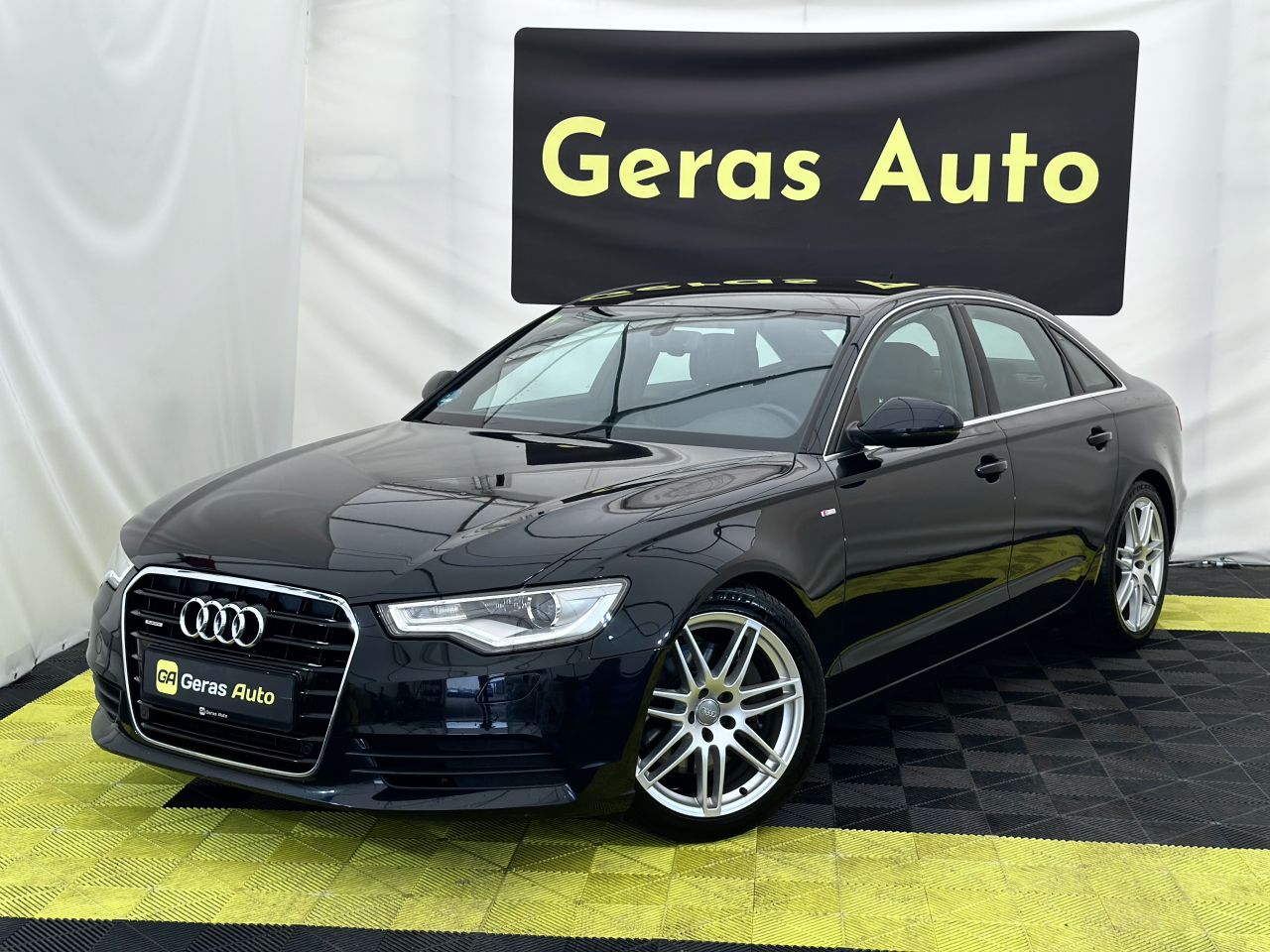 Audi A6, sedanas