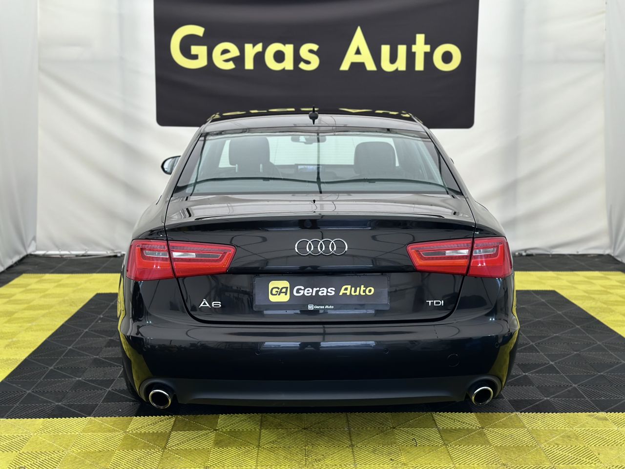Audi A6 | 4