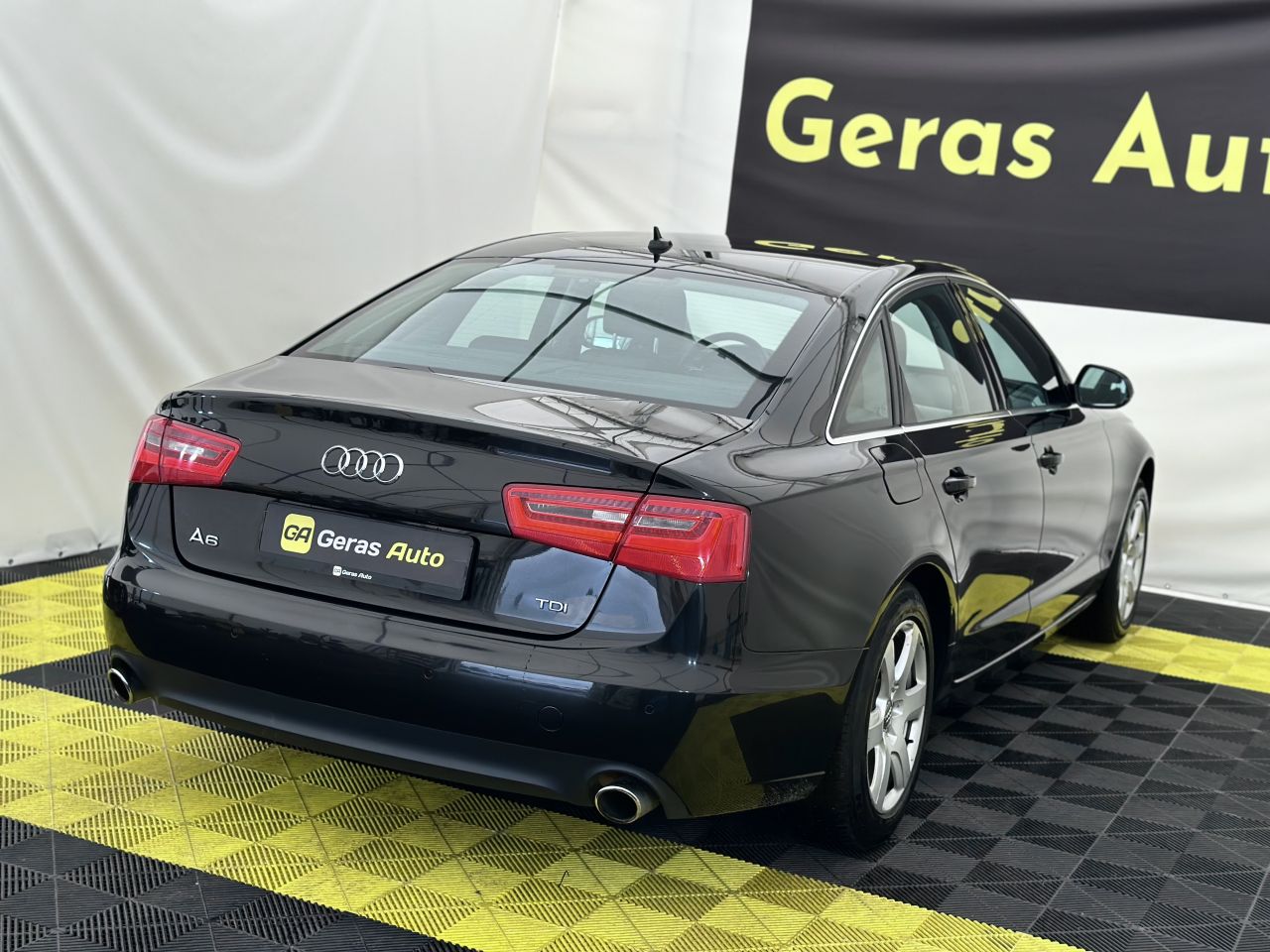 Audi A6 | 3