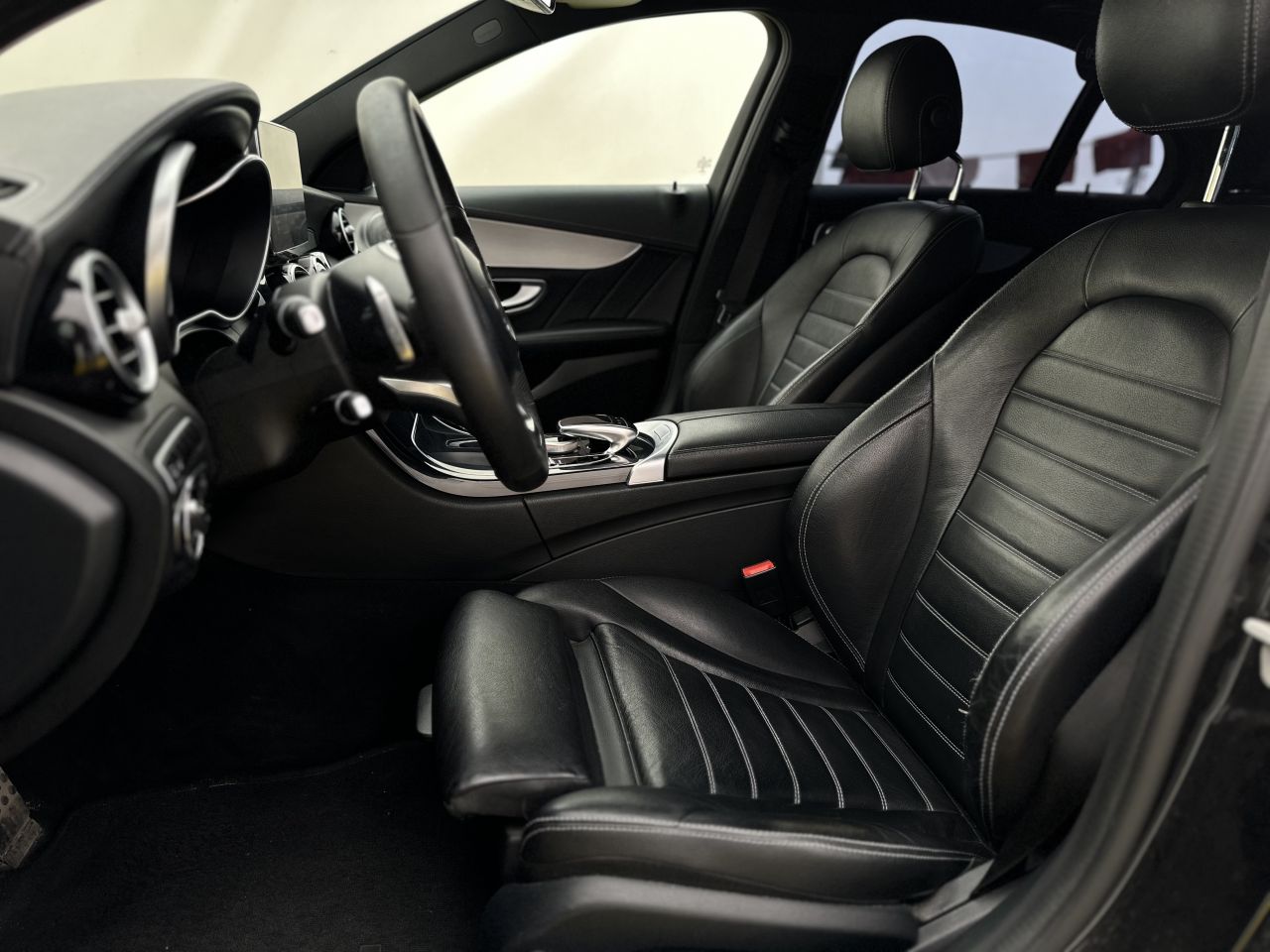 Mercedes-Benz C220 | 8