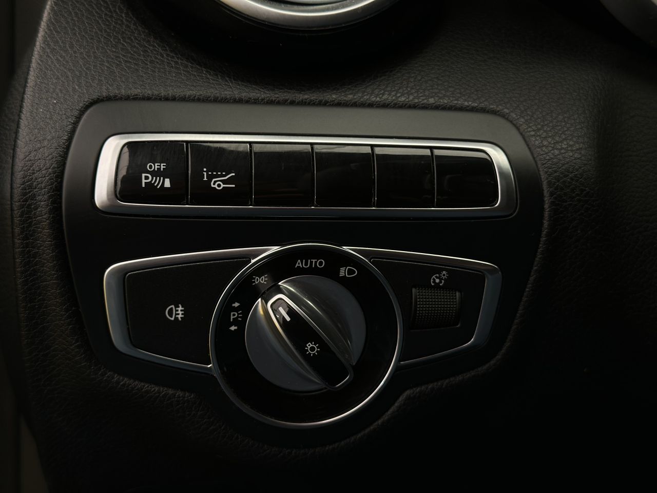 Mercedes-Benz C220 | 18