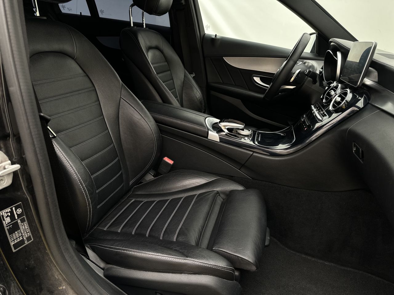 Mercedes-Benz C220 | 12