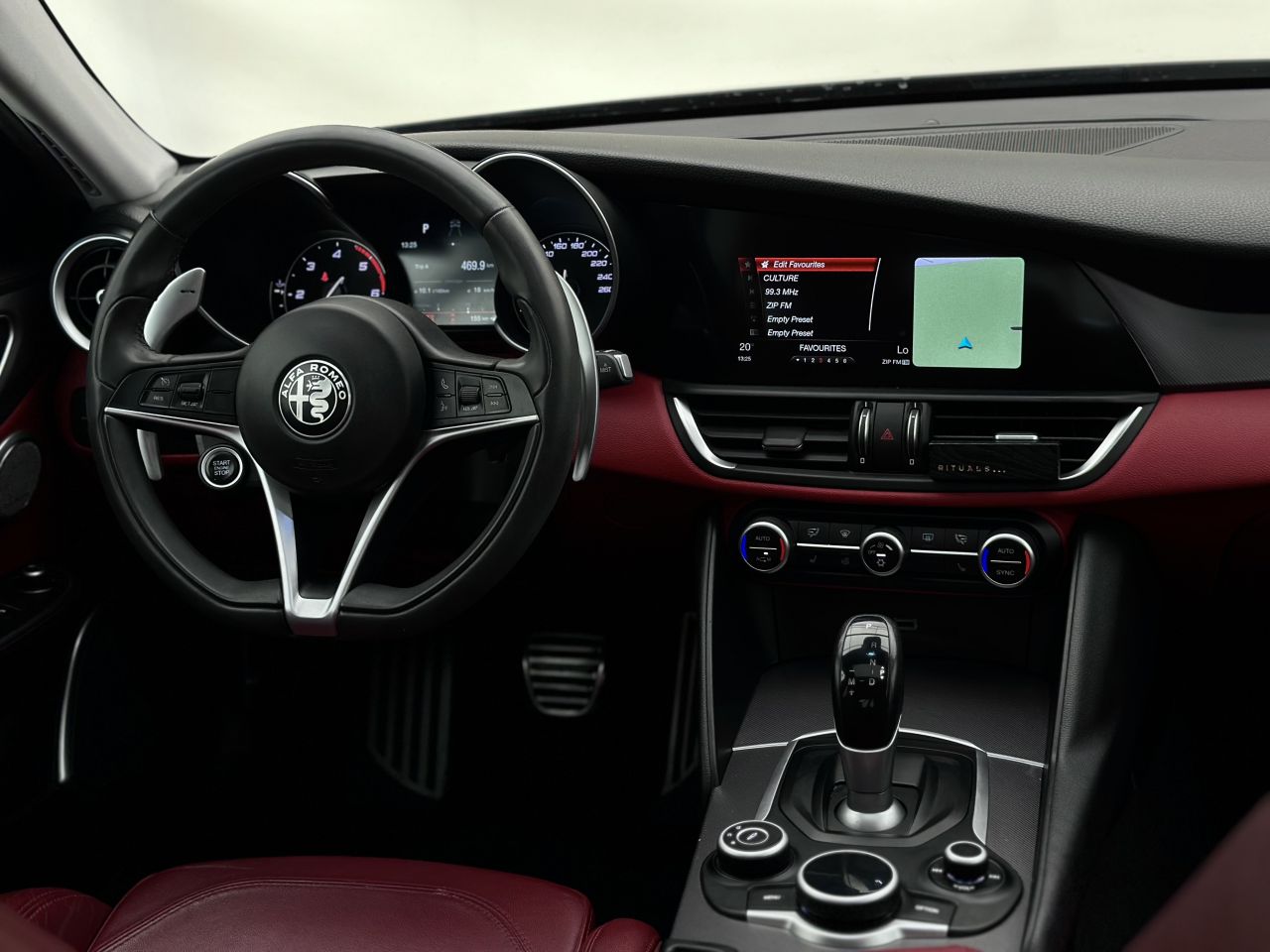 Alfa Romeo Giulia | 15