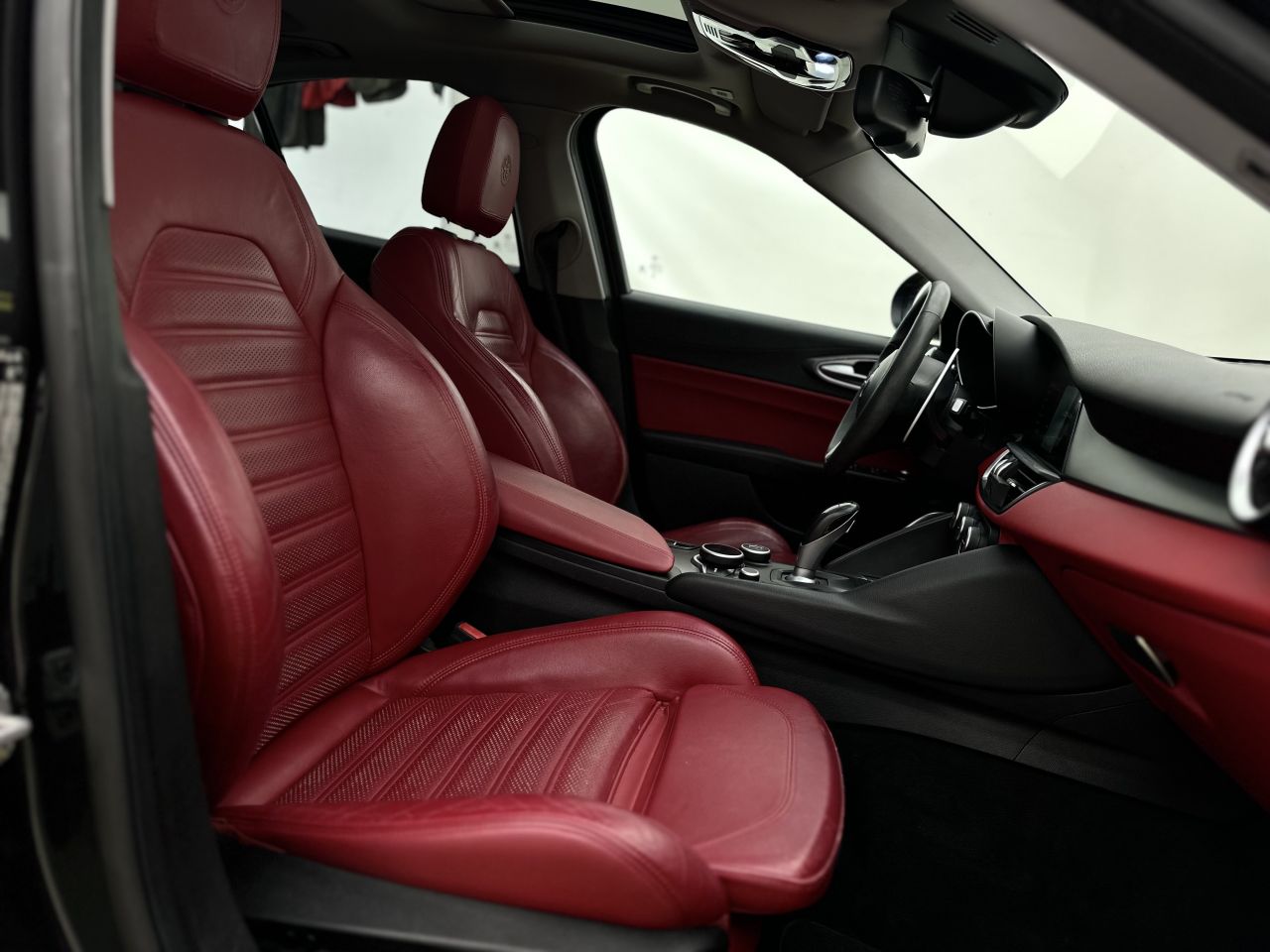 Alfa Romeo Giulia | 12